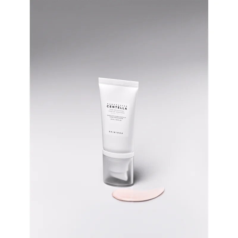 SKIN1004 Madagascar Centella Tone Brightening Tone-Up Sunscreen zaščitni tonirani fluid za obraz za osvetlitev kože SPF 50+ 50 ml