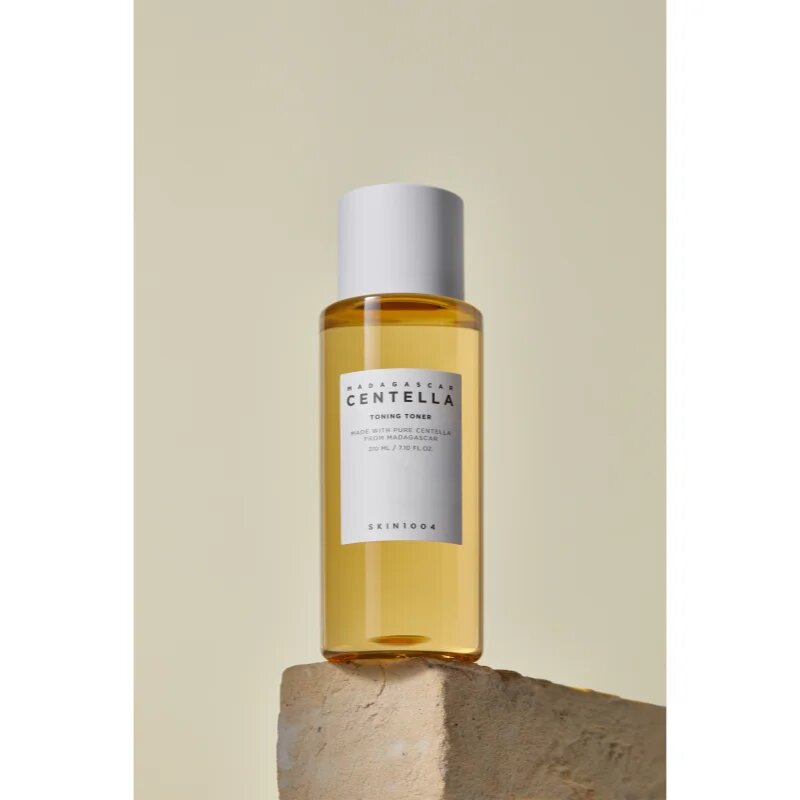 SKIN1004 Madagascar Centella Toning Toner nežni eksfoliacijski tonik za občutljivo kožo 210 ml