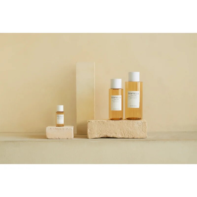 SKIN1004 Madagascar Centella Toning Toner nežni eksfoliacijski tonik za občutljivo kožo 30 ml