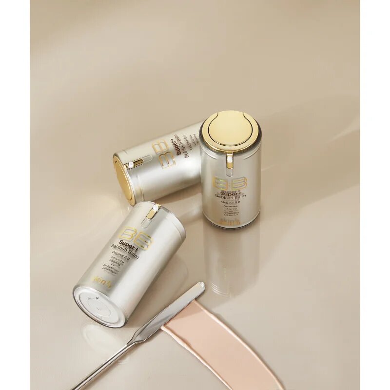 Skin79 Super+ Beblesh Balm vlažilna BB krema SPF 30 odtenek Natural Beige (Gold) 40 ml