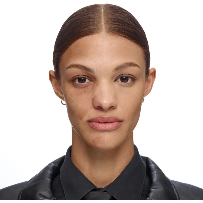 Smashbox DUAL-FILTER 2-in-1 Concealer + Foundation puder in korektor odtenek Light 9 Warm 23.6 ml