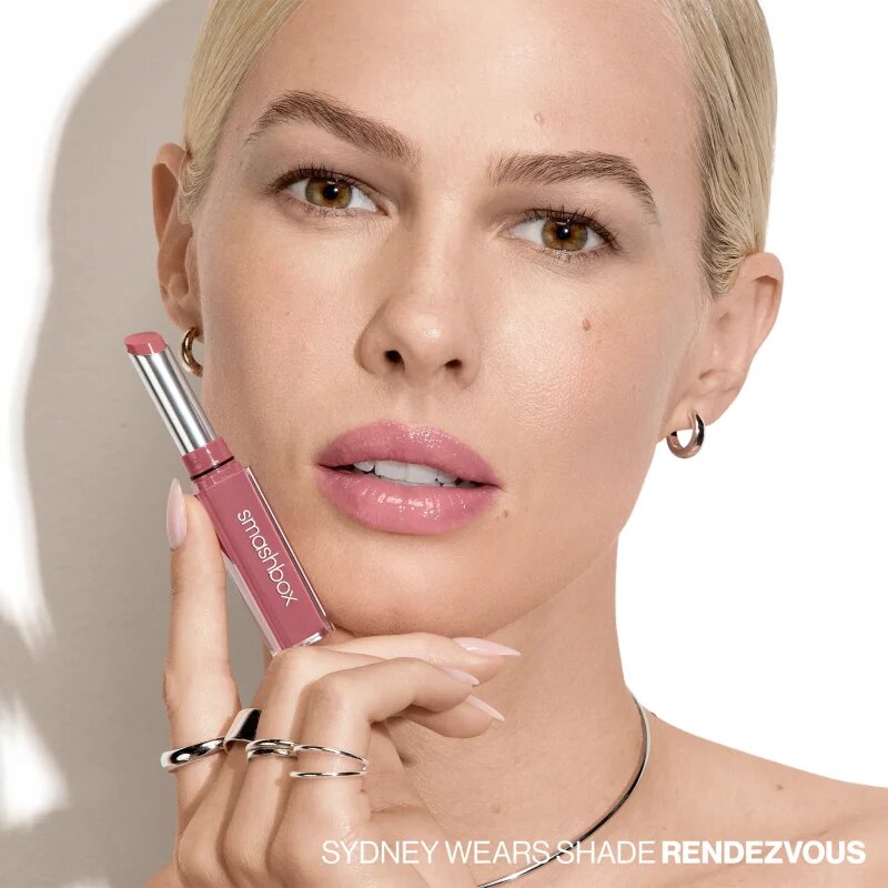 Smashbox FULL- FILL-TER Smoothing Lip Glass Balm balzam za ustnice za toniranje odtenek RENDEZVOUS 1.8 g