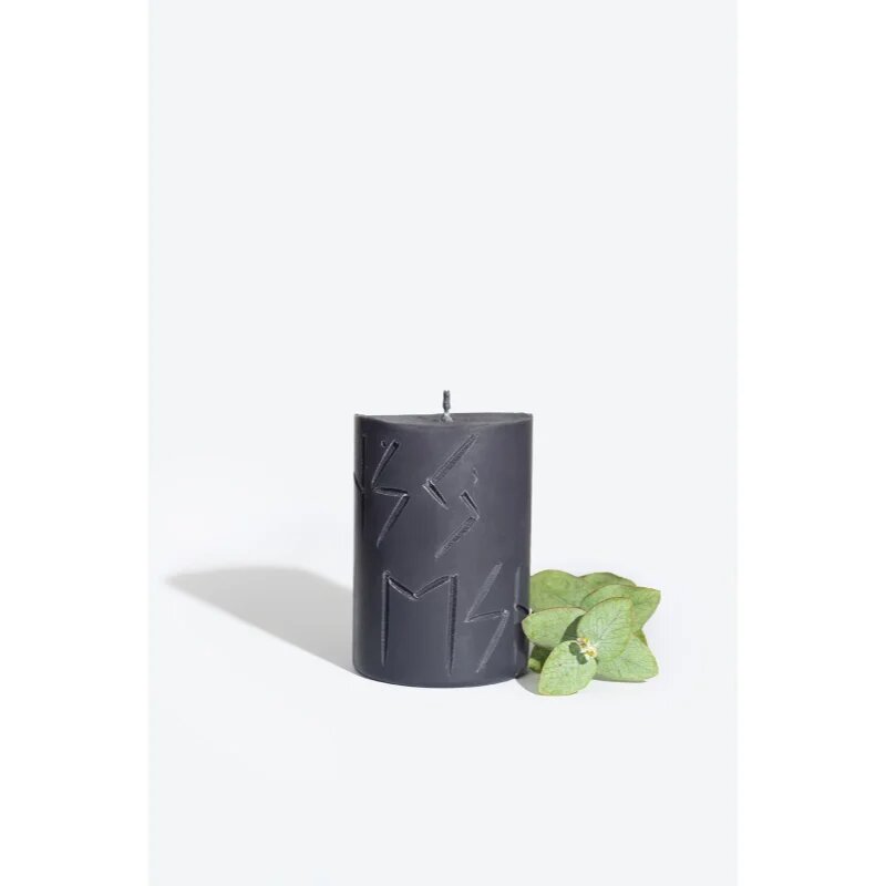 Smells Like Spells Rune Candle Hag dišeča sveča (purification/protection) 300 g