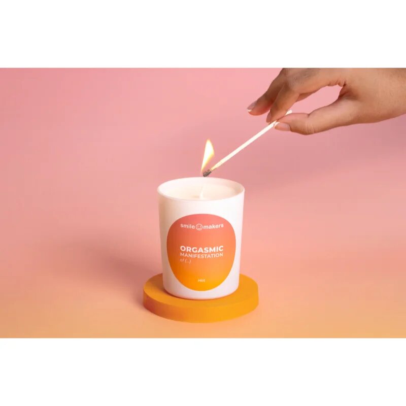 Smile Makers Orgasmic Manifestations Hot dišeča sveča Hot 180 g
