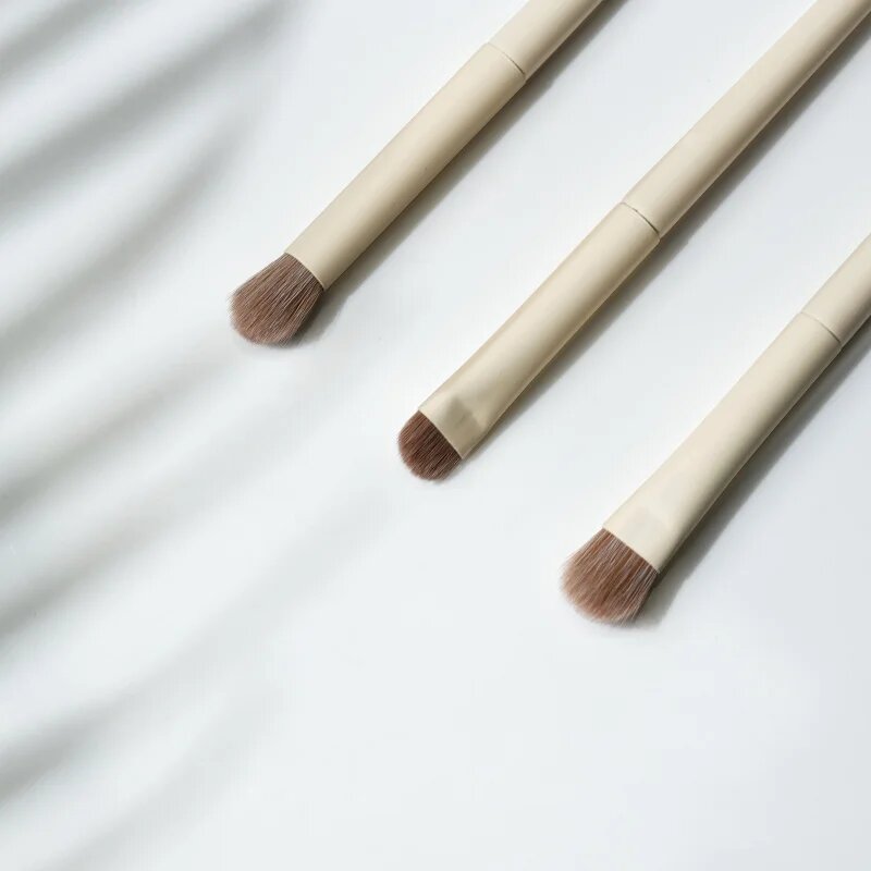 So Eco Eye Crease set čopičev za ličenje oči