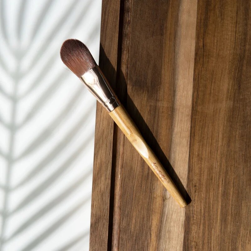 So Eco Foundation Brush čopič za kremasti in tekoči puder 1 kos