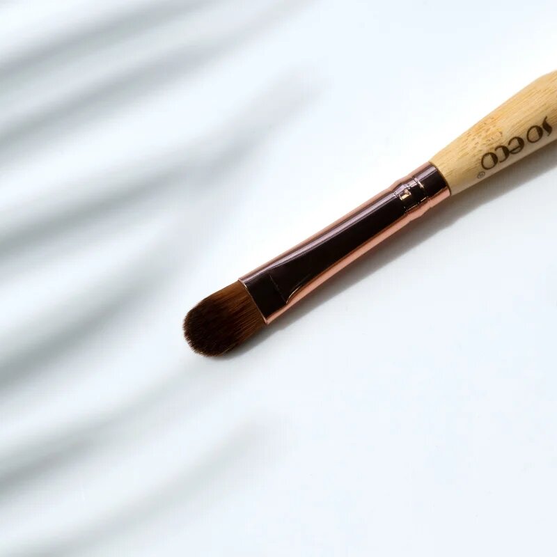 So Eco Foundation & Concealer Duo čopič za tekoči puder in korektor obojestranski 1 kos