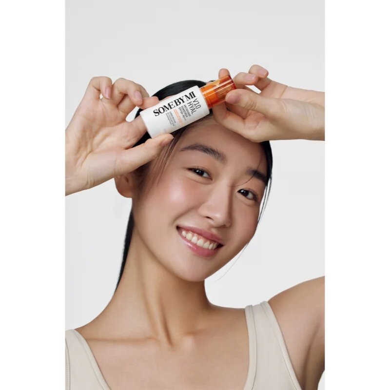 Some By Mi V10 Hyal Antioxidant Sunscreen intenzivna pomirjajoča in zaščitna krema SPF 50+ 40 ml