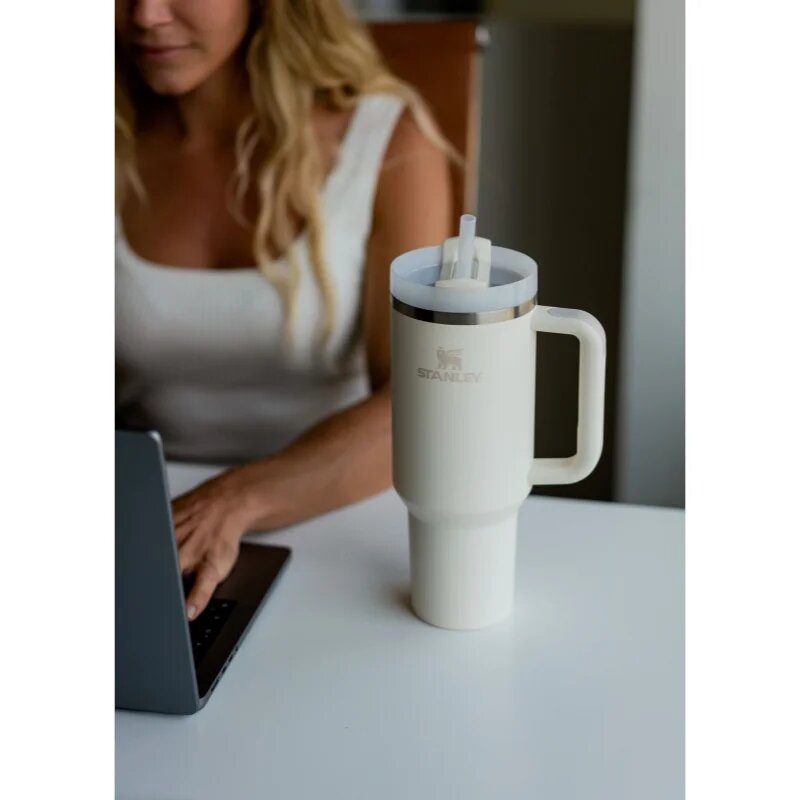 Stanley Quencher H2.O FlowState™ Tumbler lonček iz nerjavečega jekla s slamico velik Cream Tonal 1 kos