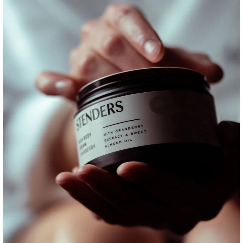STENDERS Cranberry bogata krema za telo 200 g