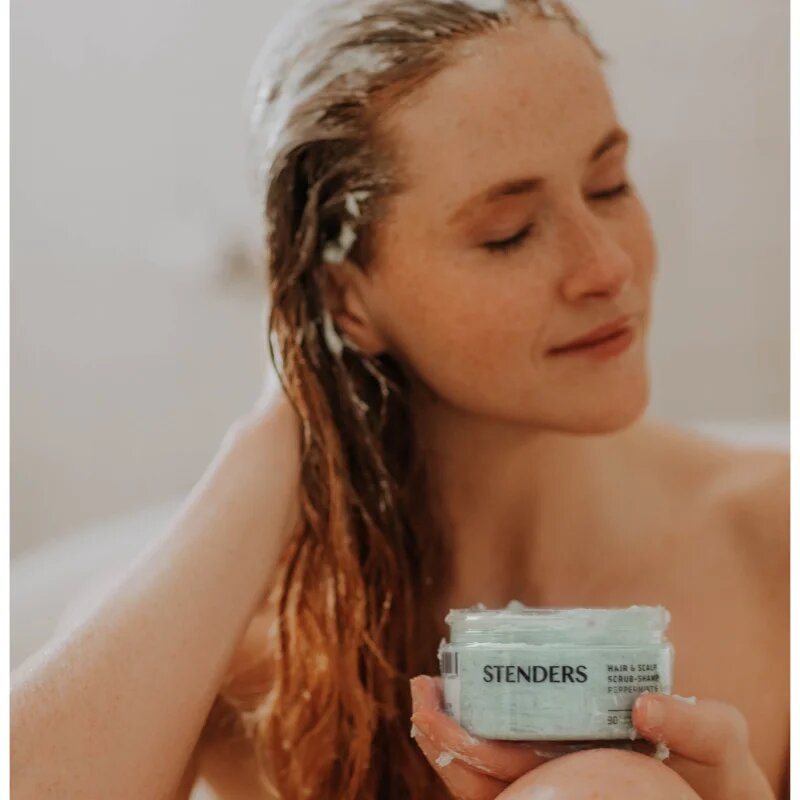 STENDERS Peppermint & Shea osvežilni čistilni piling za lase in lasišče 300 g