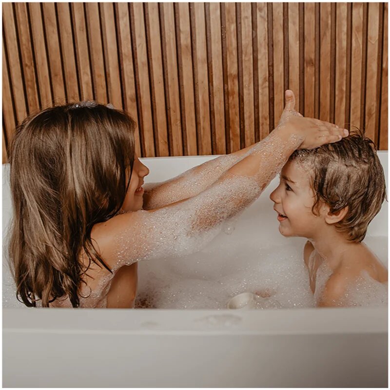 Suavinex Kids Shampoo & Conditioner šampon in balzam 2 v1 za otroke 3 y+ 300 ml
