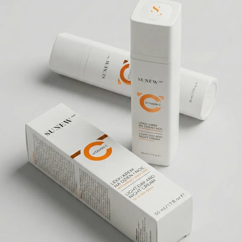 SUNEWMED+ Lightweight Vitamin C Face Cream Day & Night lahka krema z vitaminom C 50 ml