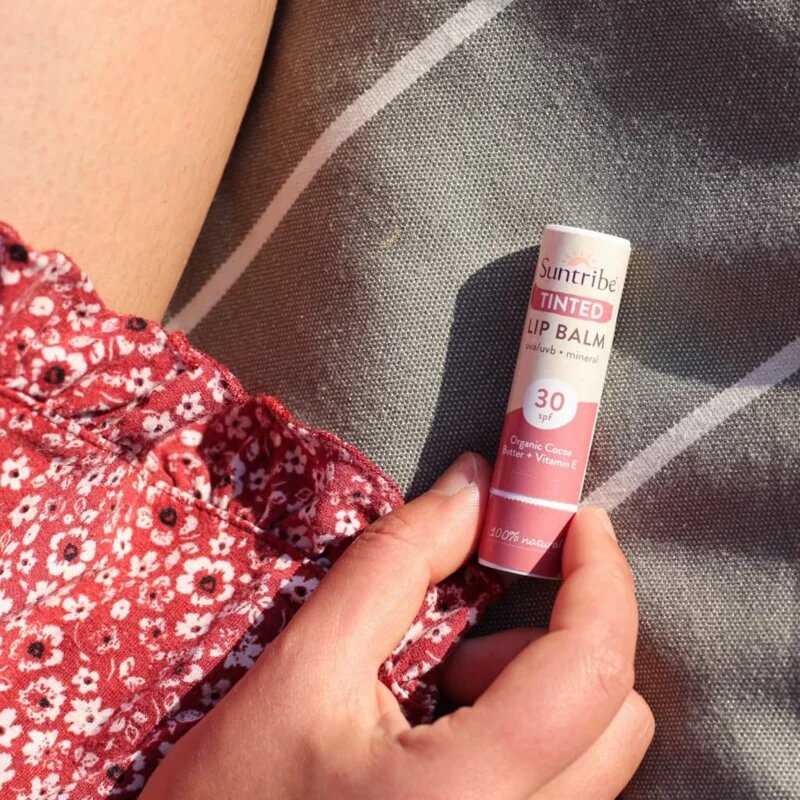 Suntribe Tinted tonirani balzam za ustnice SPF 30 5 g