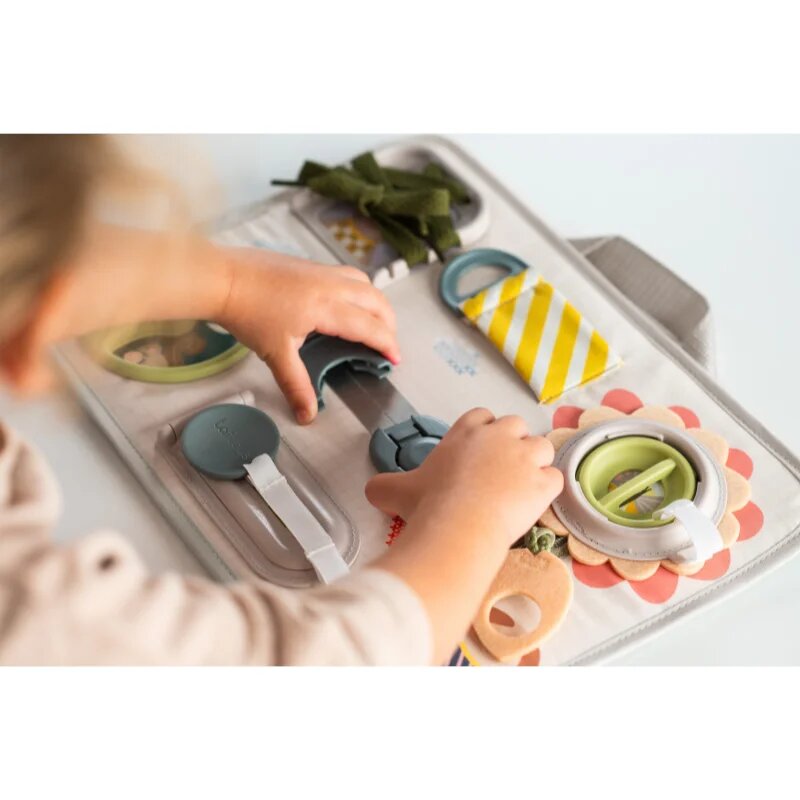 Taf Toys Snap‘n Learn Board igralni pano z aktivnostmi 18 m+ 1 kos