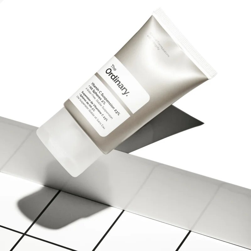 The Ordinary Vitamin C Suspension 23% + HA Spheres 2% posvetlitveni serum z vitaminom C 30 ml