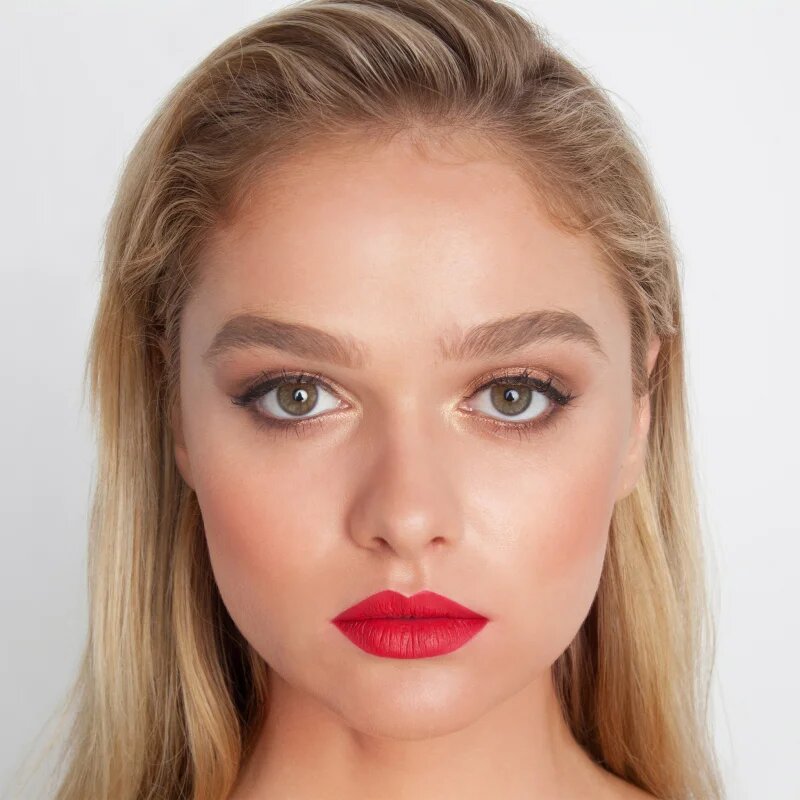 theBalm Meet Matt(e) Hughes Long Lasting Liquid Lipstick dolgoobstojna tekoča šminka odtenek Devoted 7.4 ml