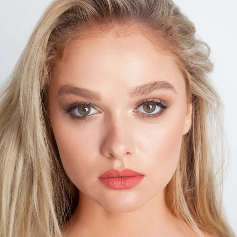 theBalm Meet Matt(e) Hughes Long Lasting Liquid Lipstick dolgoobstojna tekoča šminka odtenek Honest 7.4 ml