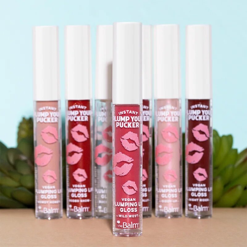 theBalm Plump Your Pucker Lip Gloss sijaj za ustnice za večji volumen odtenek Howdy Honey 2.7 ml
