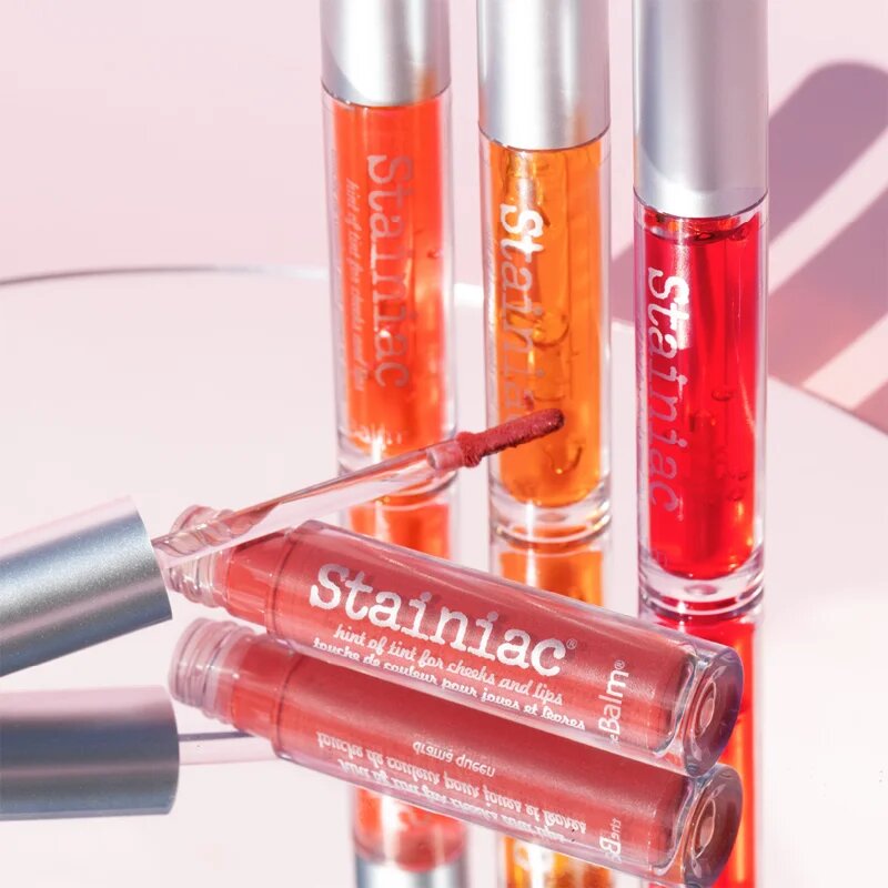 theBalm Stainiac® Lip And Cheek Stain večnamensko ličilo za ustnice in lica odtenek Beauty Queen 4 ml