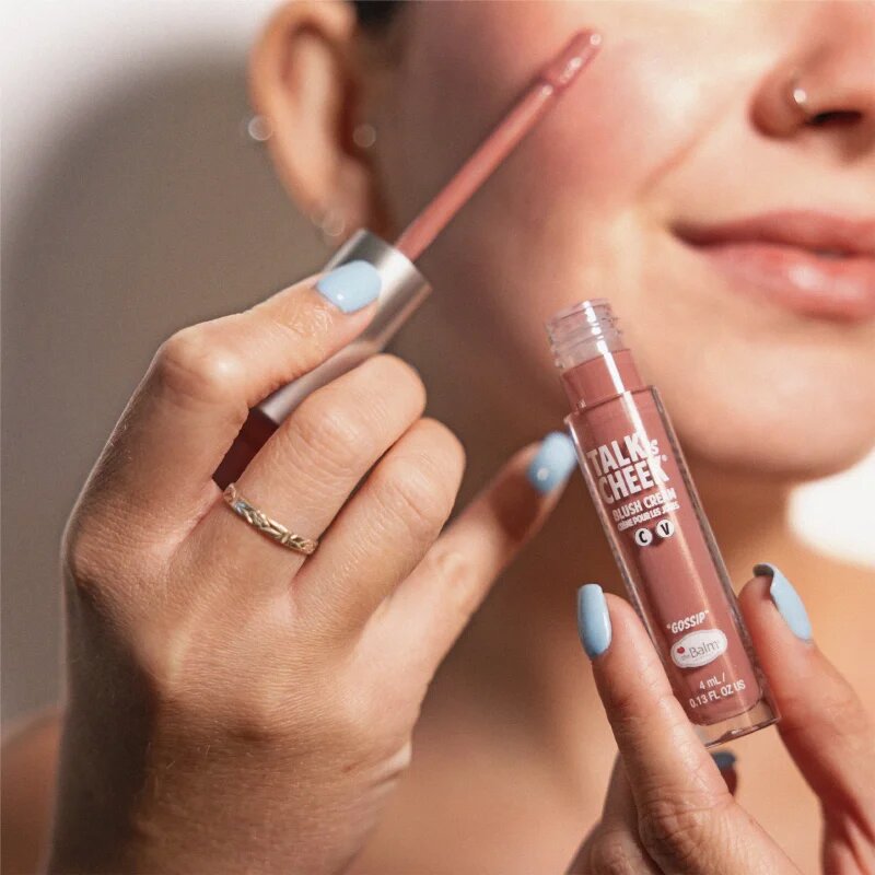 theBalm Talk is Cheek kremasto rdečilo odtenek Gossip 4 ml