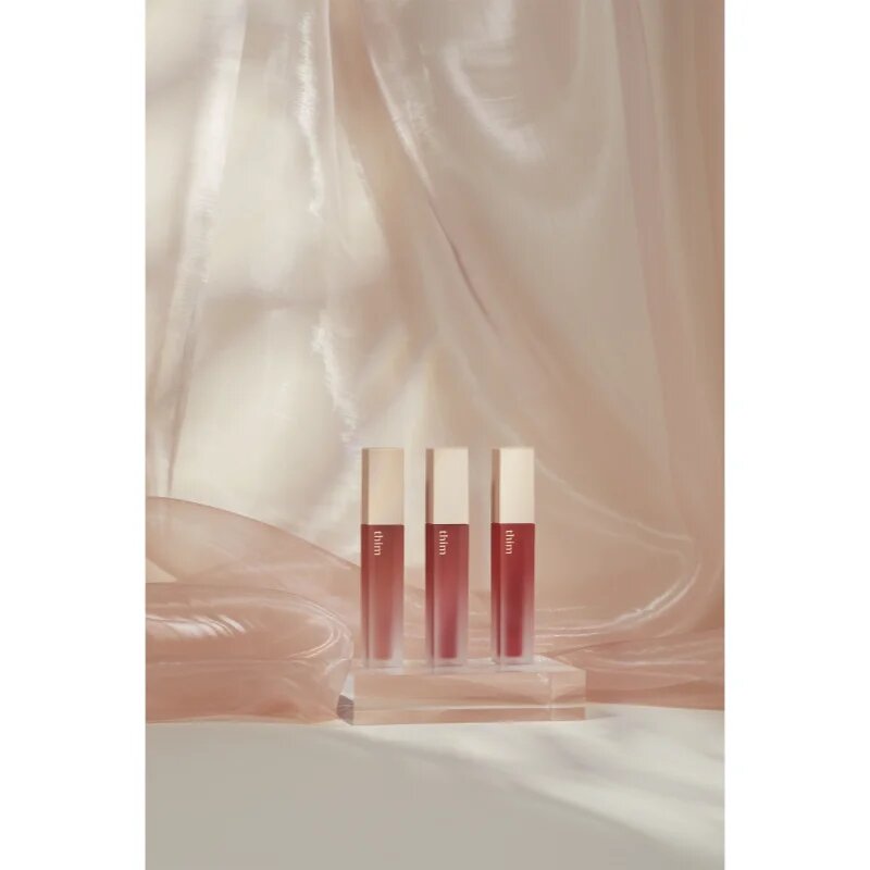 thim Sheer Matte Liquid Lip lahka tekoča mat šminka odtenek 01 Cozy Beige 4 g