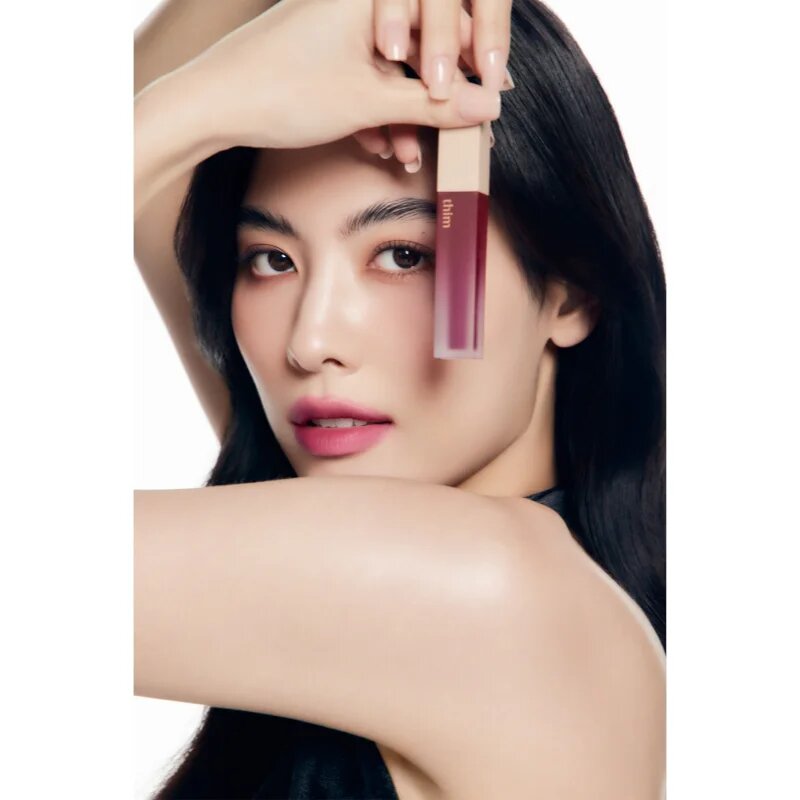 thim Sheer Matte Liquid Lip lahka tekoča mat šminka odtenek 05 Deep Berry 4 g