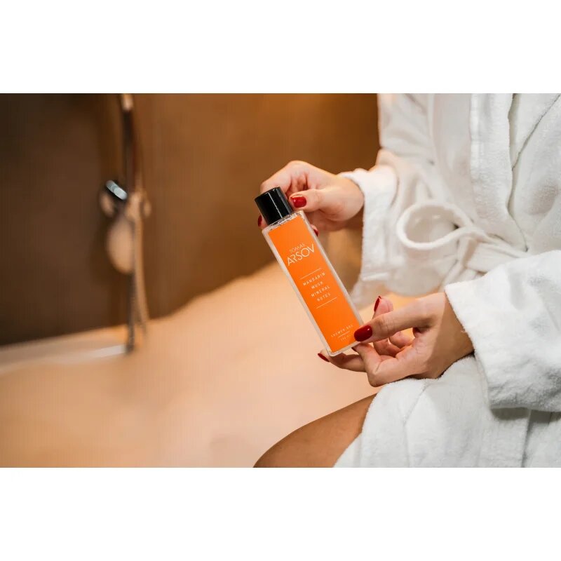Tomas Arsov Mandarin Musk Mineral Notes Shower gel parfumirani gel za prhanje z vonjem Mandarin 200 ml