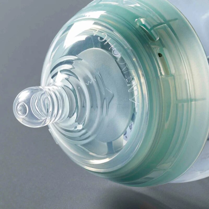 Tommee Tippee Advanced Anti-Colic cucelj za stekleničko Medium Flow 3m+ 2 kos