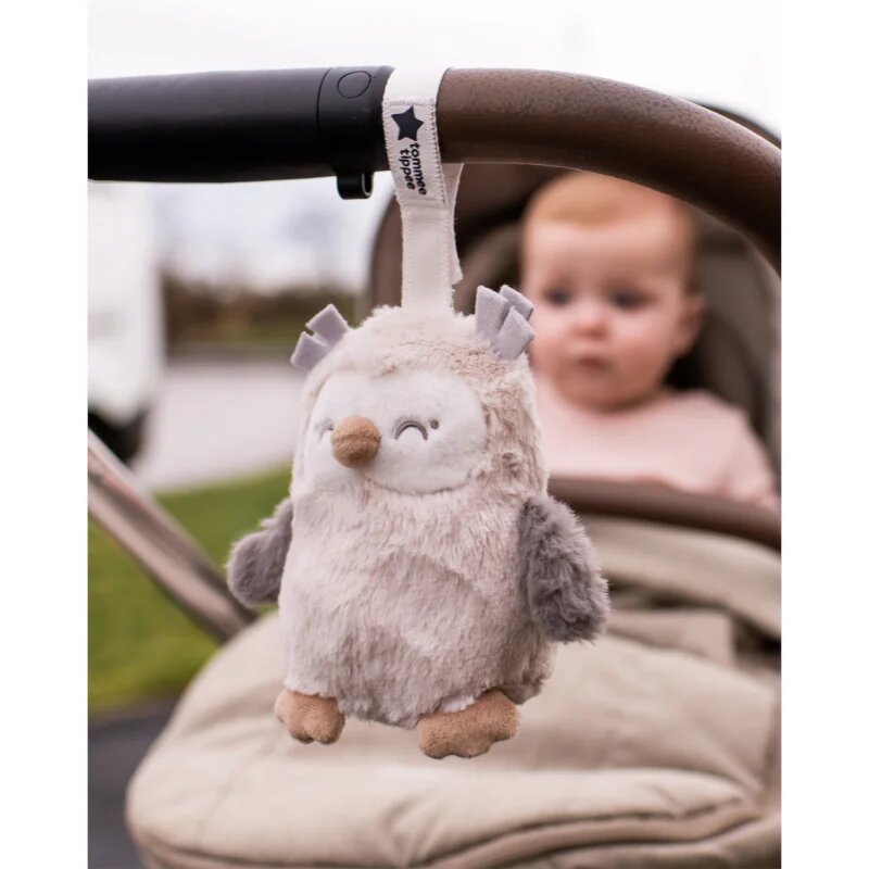 Tommee Tippee Grofriend Ollie the Owl kontrastna viseča igrača z melodijo 1 kos