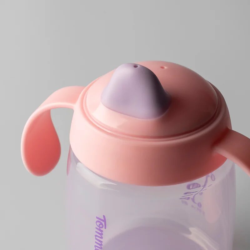 Tommee Tippee Trainer Spout otroški lonček 6m+ Pink 1 kos