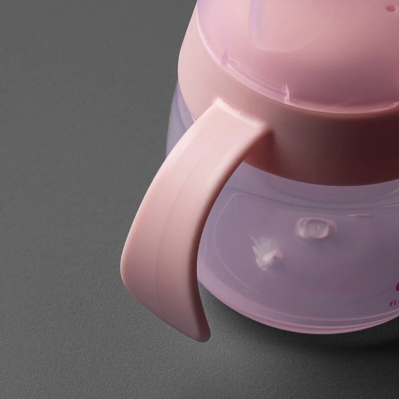 Tommee Tippee Transition Spout Cup lonček ki ne pušča 4m+ Pink 150 ml