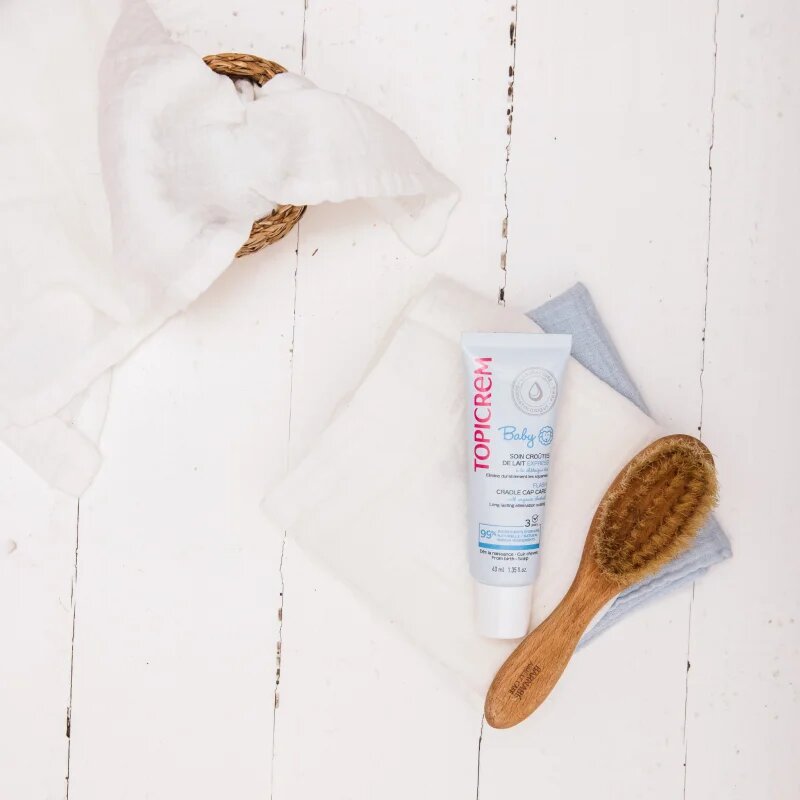 Topicrem BABY Cradle Cap Care gel za nego luskave kože za otroke od rojstva 40 ml