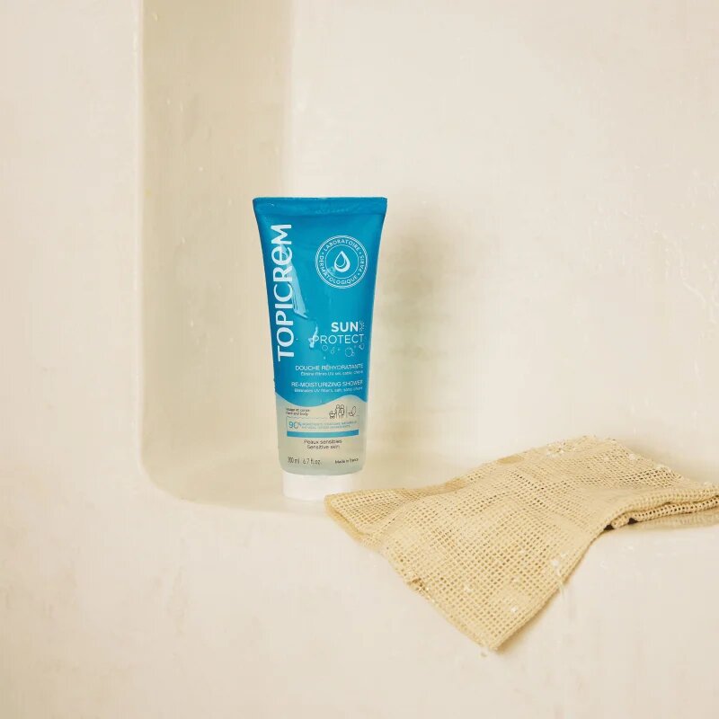 Topicrem Sun Protect Re-Moisturizing Shower vlažilen gel za prhanje po sončenju 200 ml