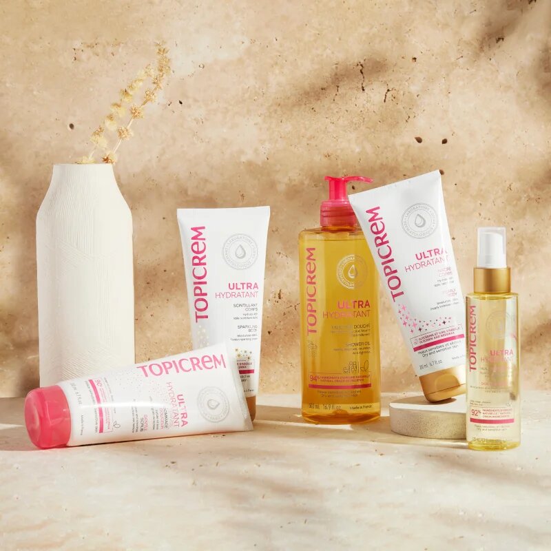 Topicrem UH BODY Ultra-Moisturizing Sparkling Body intenzivno vlažilni losjon za telo z bleščicami 200 ml