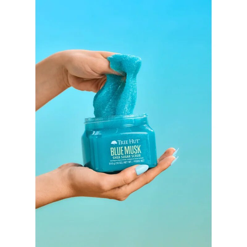 Tree Hut Shea Sugar Scrub Blue Musk sladkorni piling za telo 510 g