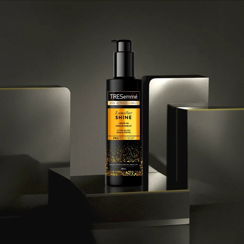 TRESemmé Lamellar Shine kremasti serum za sijaj in mehkobo las 200 ml