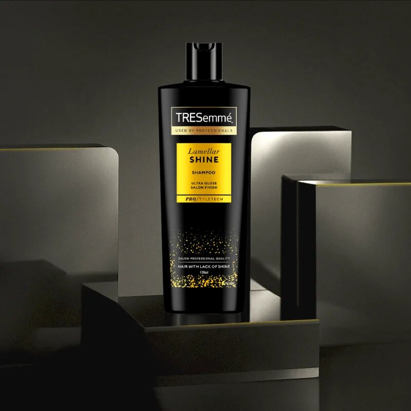 TRESemmé Lamellar Shine šampon za sijaj 400 ml