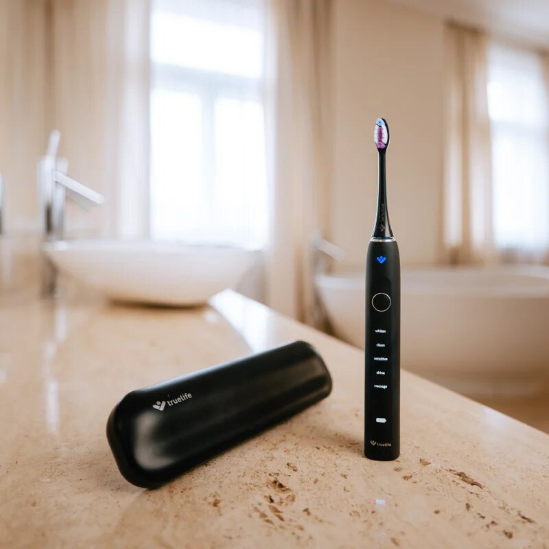 TrueLife SonicBrush Clean70 UV sonična zobna ščetka Black 1 kos