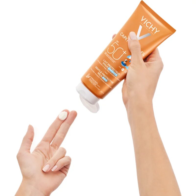 Vichy Capital Soleil Gentle Milk zaščitno mleko za otroke za obraz in telo SPF 50 300 ml