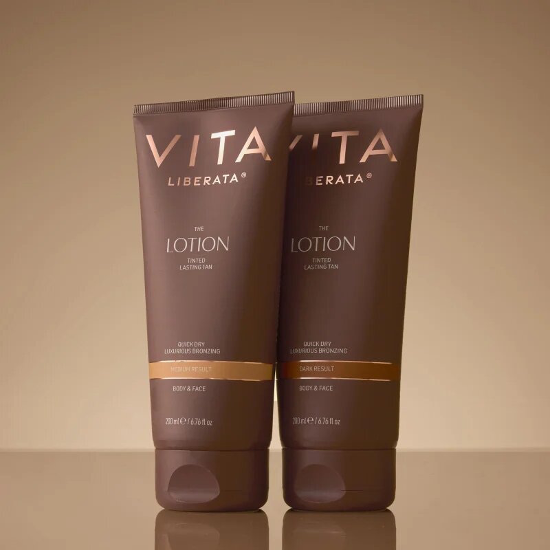 Vita Liberata Tinted Tanning Lotion samoporjavitveni losjon za telo odtenek Dark 200 ml