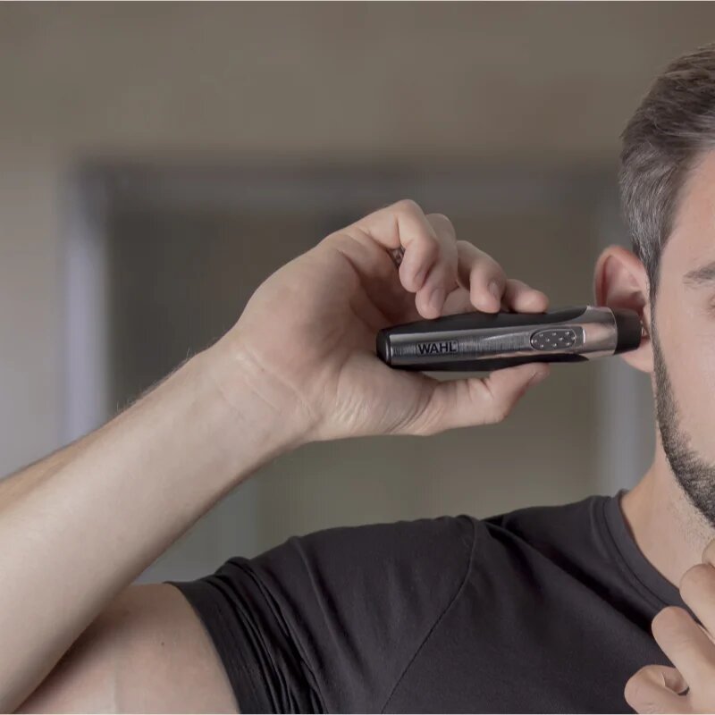 Wahl Deluxe Travel Kit set za prirezovanje dlačic na bradi in telesu za pot