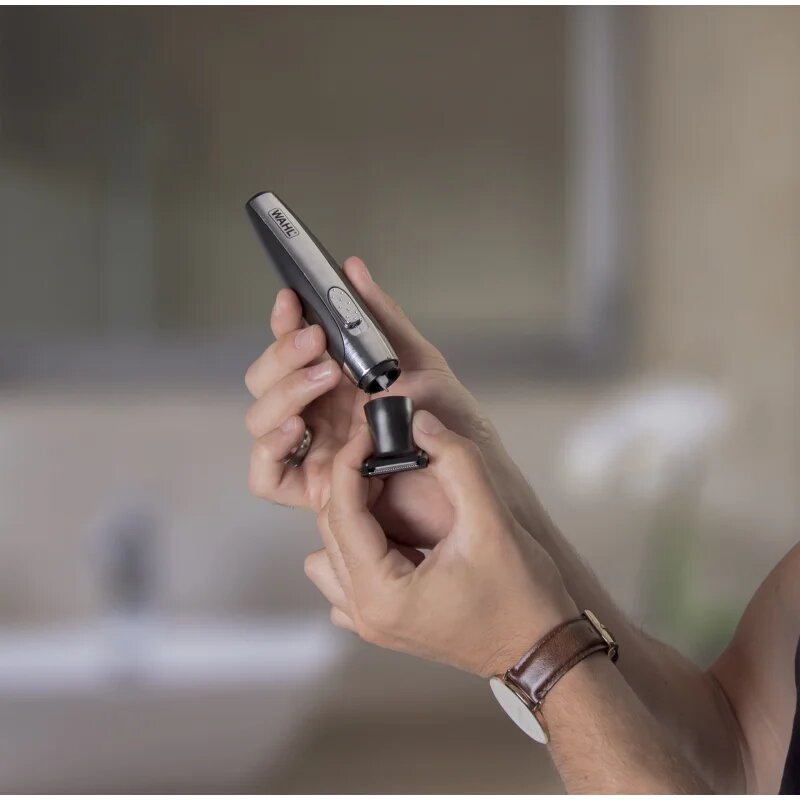 Wahl Deluxe Travel Kit set za prirezovanje dlačic na bradi in telesu za pot