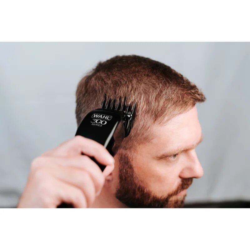 Wahl Home Pro 300 prirezovalnik za lase
