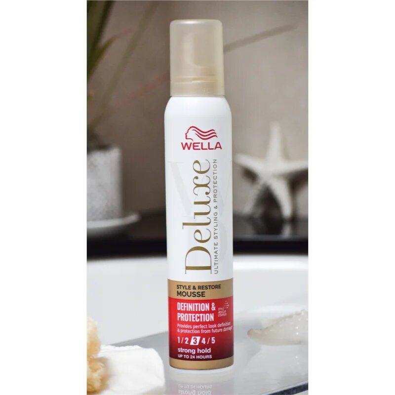 Wella Deluxe Definition & Protection penasti utrjevalec za lase za bogat volumen 200 ml