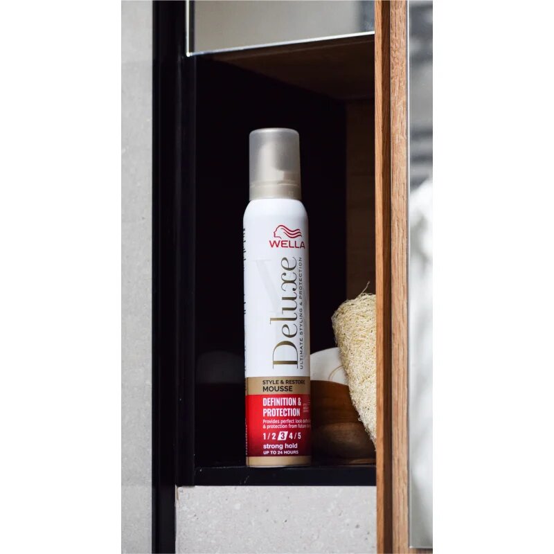 Wella Deluxe Definition & Protection penasti utrjevalec za lase za bogat volumen 200 ml