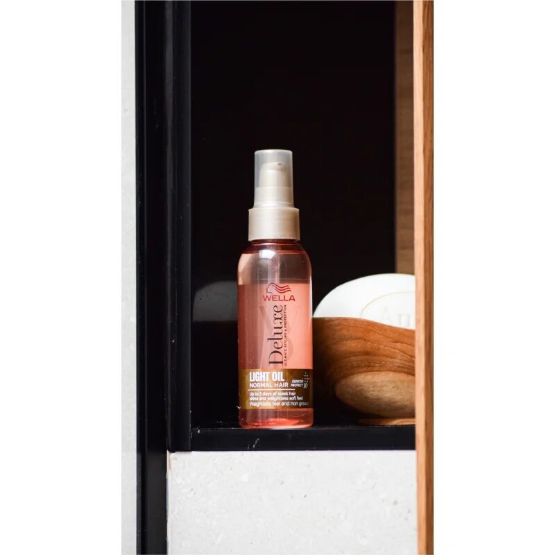Wella Deluxe Light Oil hranilno olje za lase 100 ml