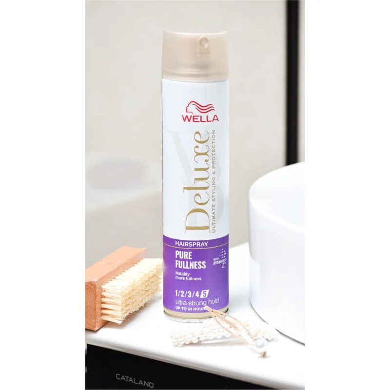 Wella Deluxe Pure Fullness lak za lase z ekstra močnim utrjevanjem za volumen 250 ml
