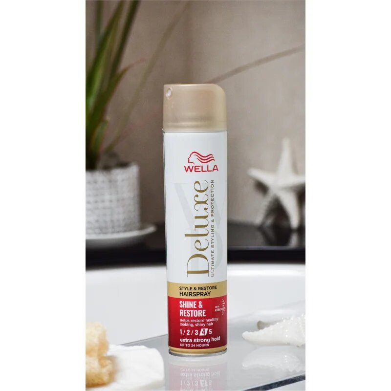 Wella Deluxe Shine & Restore lak za lase z ekstra močnim utrjevanjem za volumen 250 ml