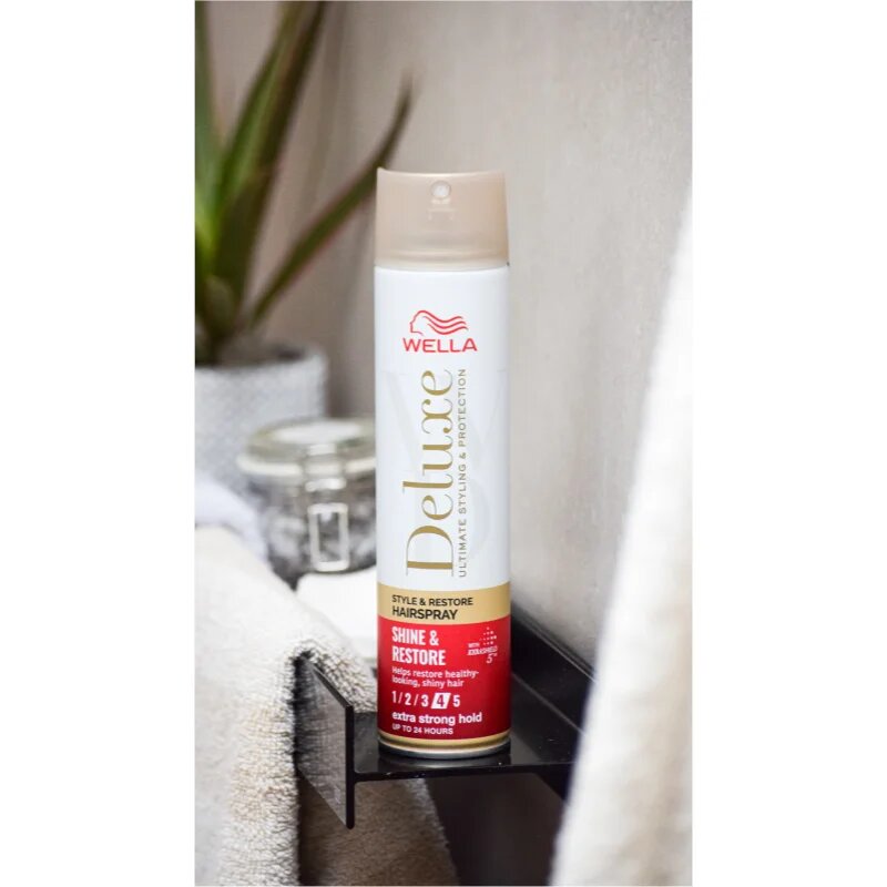 Wella Deluxe Shine & Restore lak za lase z ekstra močnim utrjevanjem za volumen 250 ml